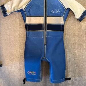 Vintage Barefoot International Padded Shortshell Wetsuit Size Large LAST ONE